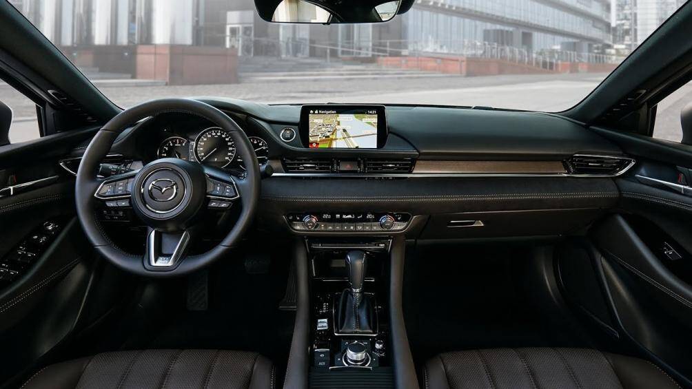 10. Mazda6 (giá khởi điểm: 24.475 USD)