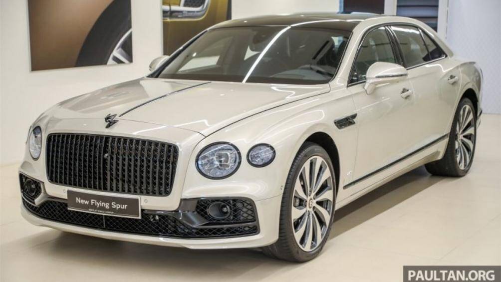 Chiếc sedan bốn cửa tốt nhất thế giới được trang bị thêm công nghệ và tiện ích hoàn toàn mới