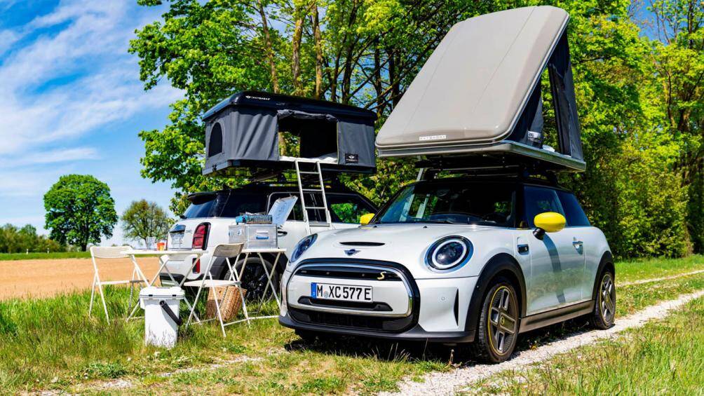 Về nguyên bản, MINI Cooper SE có sức mạnh 184 mã lực và có thể tăng tốc từ 0-100 km/h chỉ trong vòng 7,3 giây