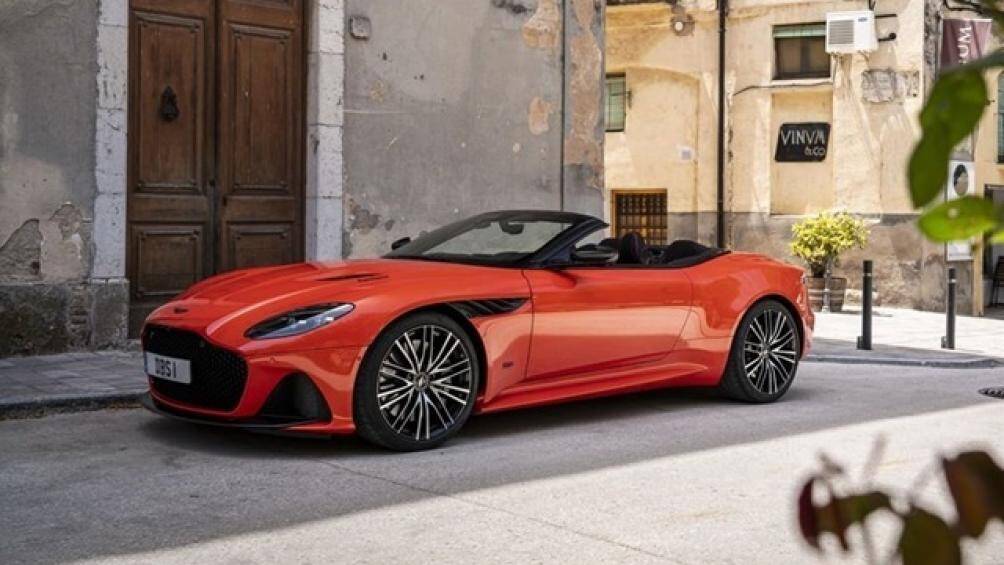 10. Aston Martin DBS Superleggera Volante