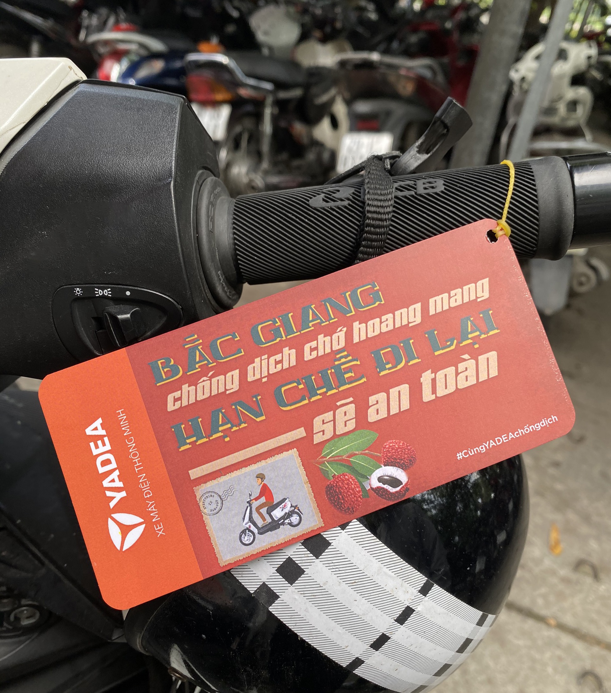 Tại Bắc Giang, tỉnh thành đang có diễn biến dịch bệnh phức tạp nhất cũng được khuyến khích: “Bắc Giang chống dịch chớ hoang mang - Hạn chế đi lại sẽ an toàn”