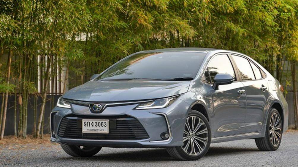1. Toyota Corolla Altis (doanh số: 306.000 chiếc)