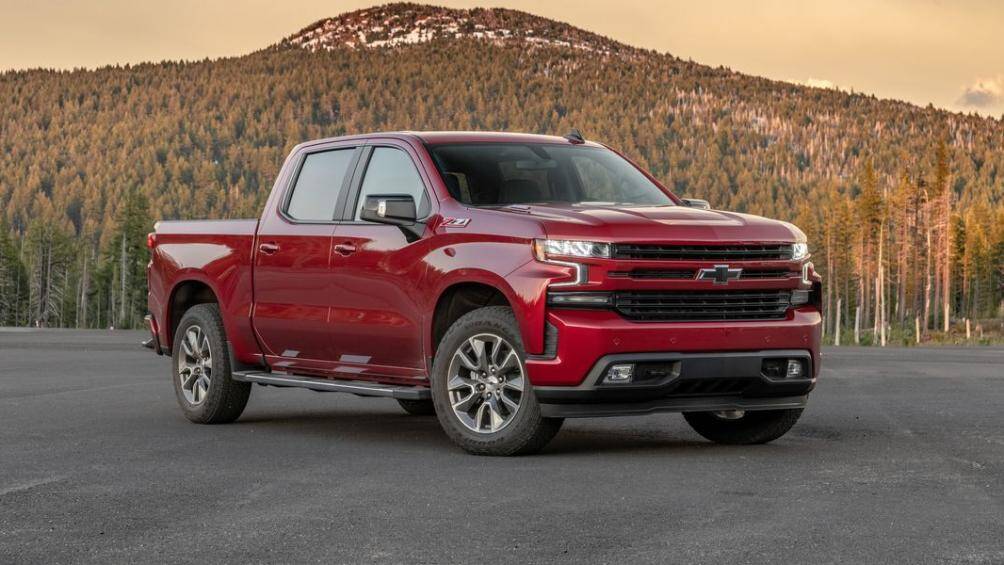 6. Chevrolet Silverado 1500: Mẫu xe này có mức giá tăng thêm 7.960 USD, đạt mức giá trung bình 37.324 USD, tăng 27,1%