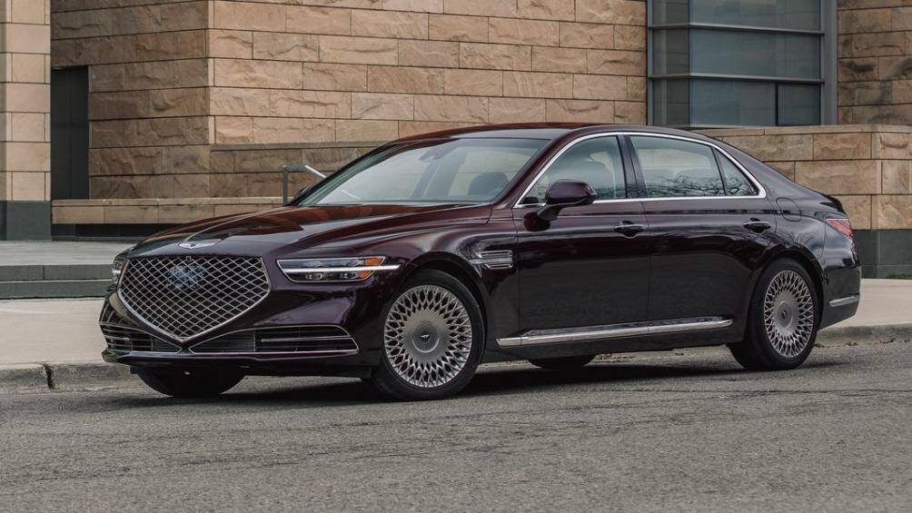 2. Genesis G90