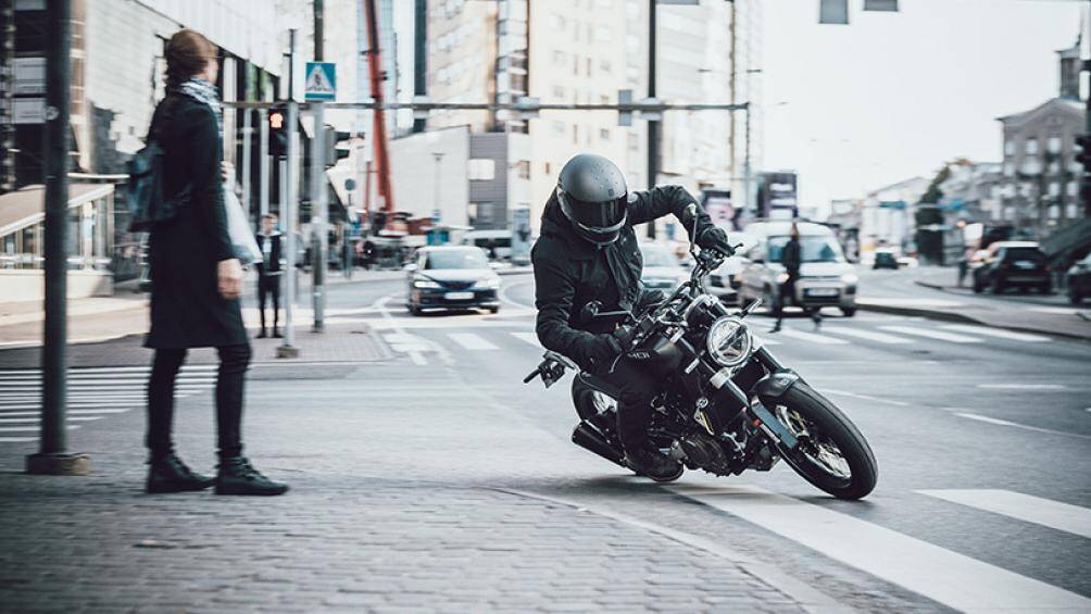 Ngoài Husqvarna, Al Naboodah cũng sẽ phân phối mô tô KTM (Áo), dự kiến các showroom sẽ có mặt tại Hà Nội và TP.HCM trong tháng 8/2021