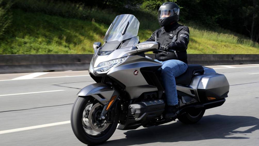 10. Honda Gold Wing và Gold Wing Tour