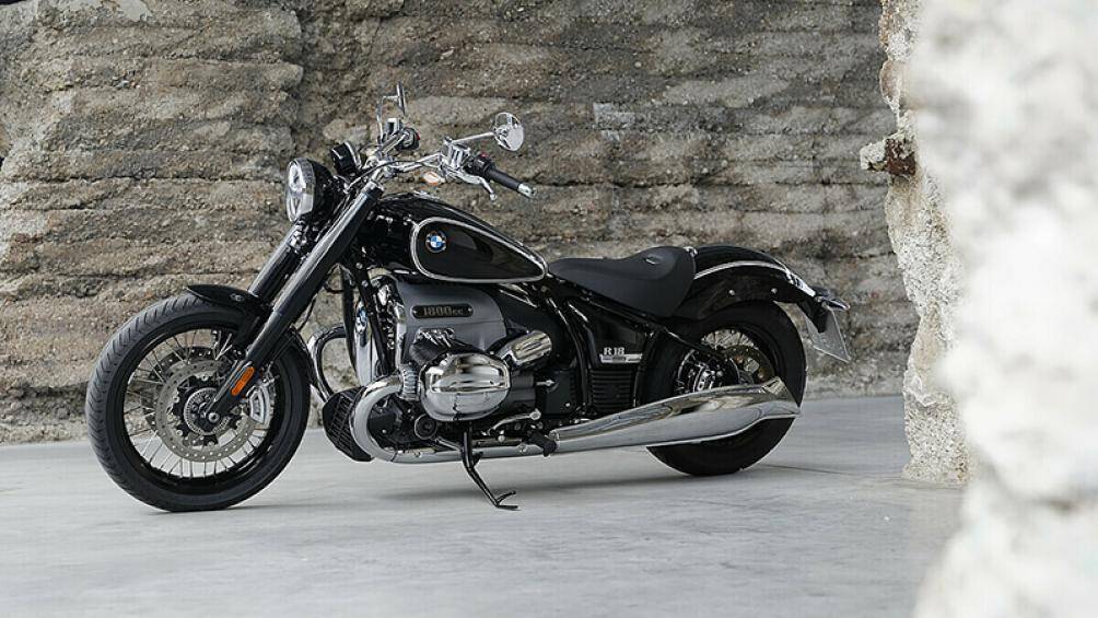 9. BMW R18 và R18 Classic