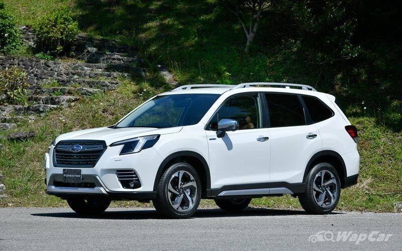 Tiêu chuẩn trên tất cả các biến thể, ngoại trừ Sport là hệ thống điều khiển shift chủ động điện tử của Subaru hoạt động như một hộp số thích ứng.