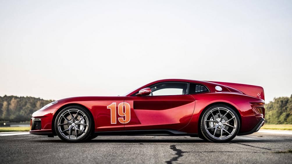 2. Touring Superleggera Aero 3