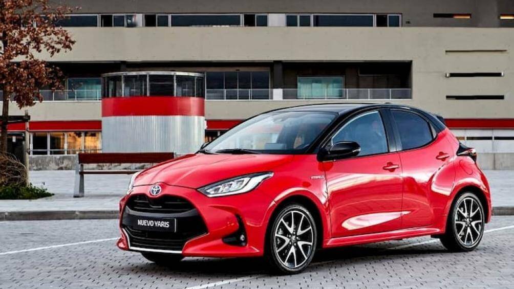 1. Toyota Yaris (doanh số: 16.660 chiếc)