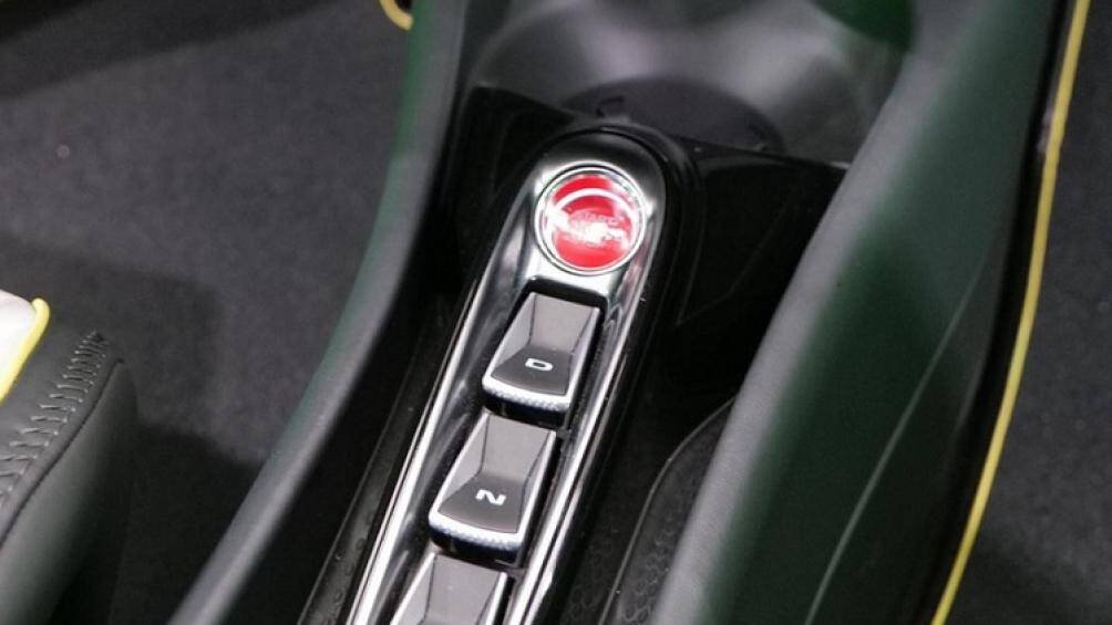 Thời gian tăng tốc từ 0 đến 100 km/h của siêu xe McLaren Artura chỉ 3 giây, khá ấn tượng cho mẫu xe sử dụng động cơ V6, dung tích 3.0 lít