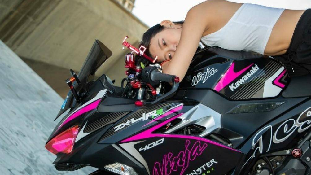 Người đẹp và tình cảm đặc biệt dành cho "quái thú"