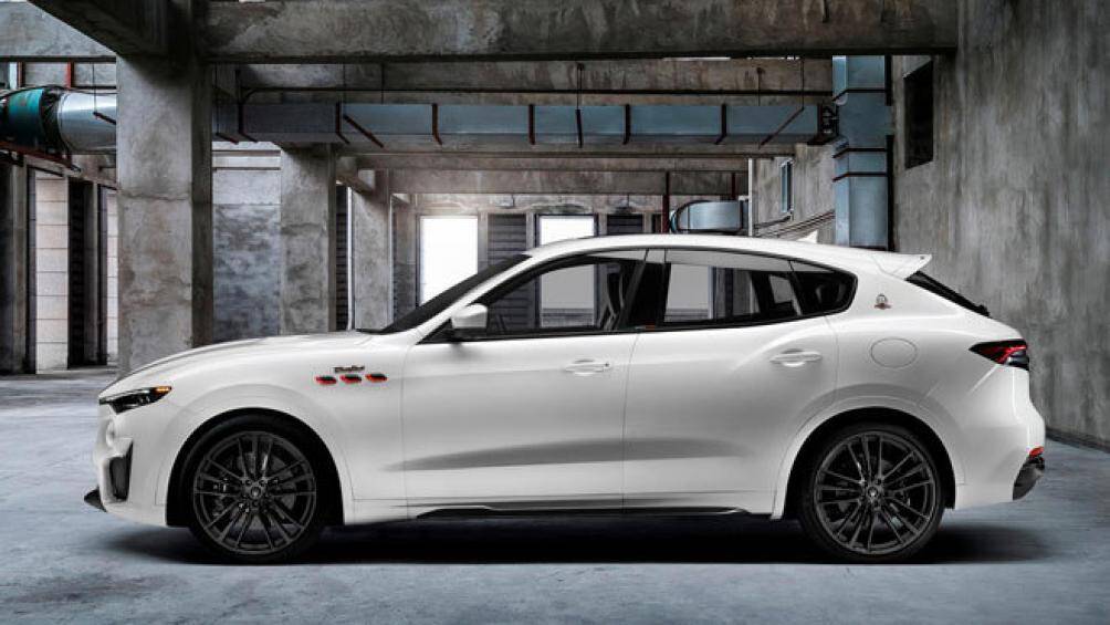 5. Maserati Levante Trofeo 2021 (giá khởi điểm 149.990 USD)