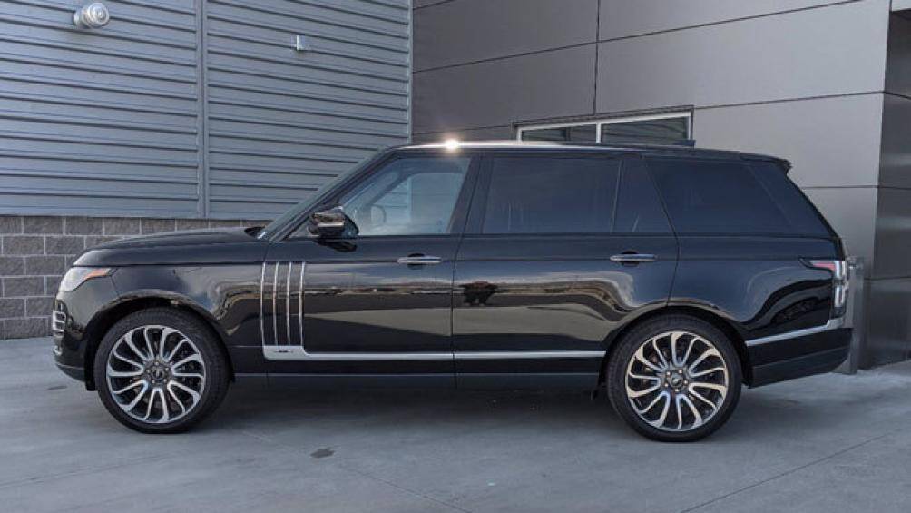 8. Land Rover Range Rover SVAutobiography 2021 (giá khởi điểm 131.000 USD)