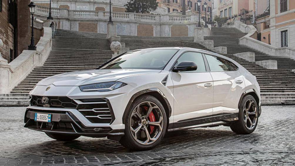 9. Lamborghini Urus 2021 (giá khởi điểm 218.009 USD)