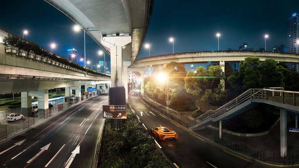 Chiếc xe này từng đứng thứ 4 trong số 10 siêu xe nhanh nhất năm 2014, và đứng thứ 10 trong số 10 mẫu xe đắt nhất thế giới năm 2015