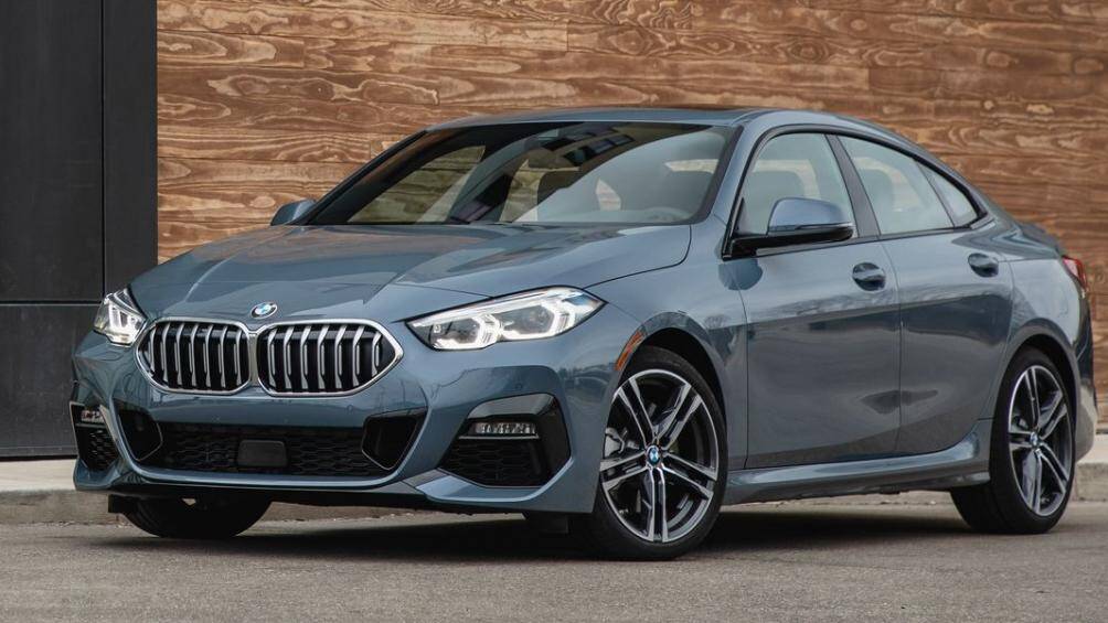 9. BMW 2 Series 2021 (giá khởi điểm: 35.900 USD)