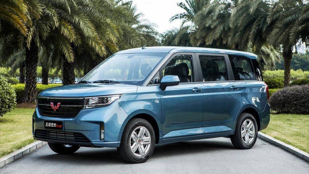 1. Wuling Hongguang (doanh số: 57.650 chiếc)