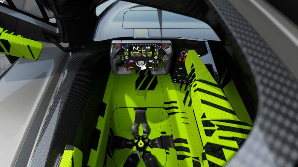 Cung cấp sức mạnh cho 9X8 là khối động cơ V6, dung tích 2,6 lít tạo ra công suất cực đại lên đến 671 mã lực, Kết hợp cùng mô-tơ điện công suất 268 mã lực