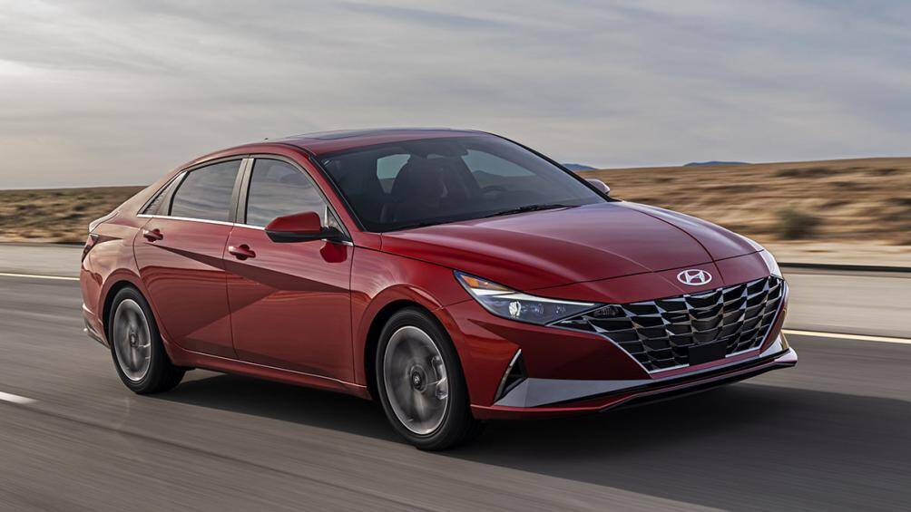 4. Hyundai Avante - Hyundai Elantra (doanh số: 40.222 chiếc)