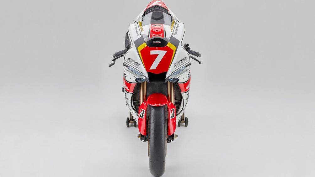 Như vậy, phiên bản đặc biệt kỷ niệm 60 năm trên Yamaha R1 đã xuất hiện tới 2 lần dưới 2 dàn áo có thiết kế khác nhau trong năm 2021 này