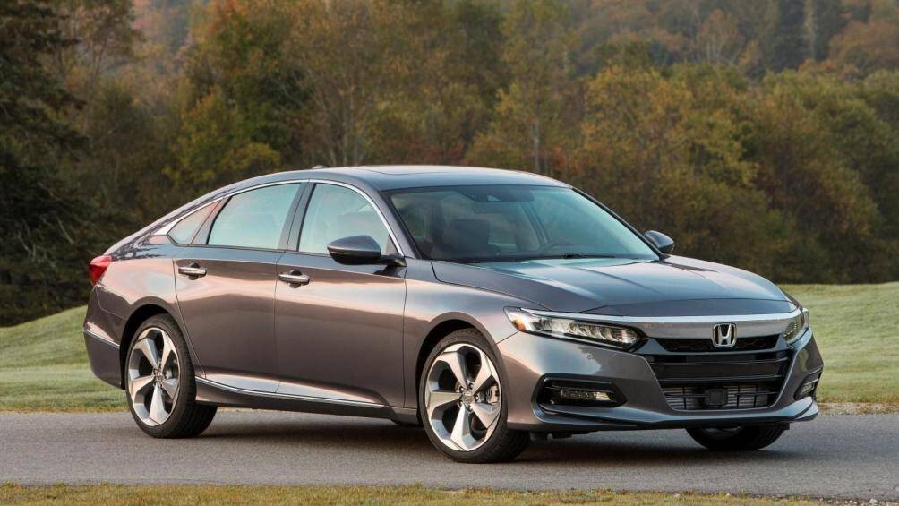 3. Honda Accord 2021 (giá khởi điểm: 25.985 USD)
