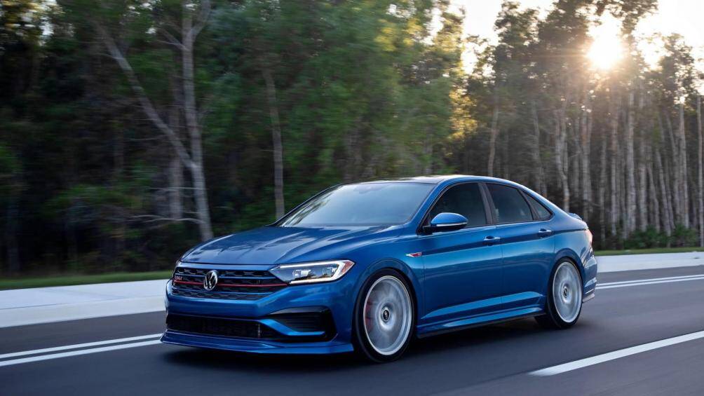 8. Volkswagen Jetta 2021 (giá khởi điểm: 19.990 USD)