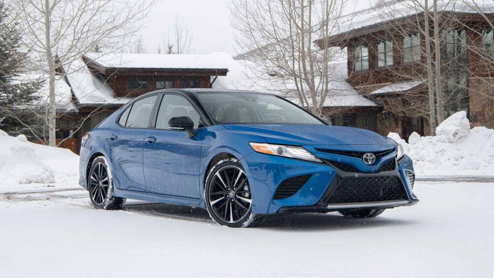 9. Toyota Avalon 2021 (giá khởi điểm: 37.120 USD)