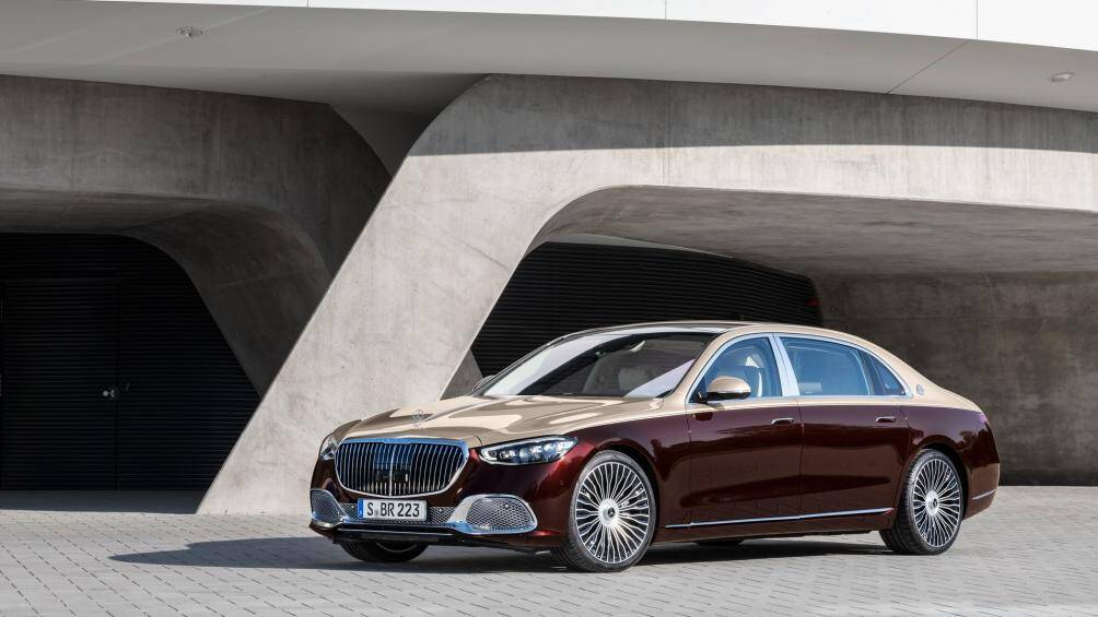 1. Mercedes-Maybach S-Class 2021 (giá khởi điểm: 184.900 USD)