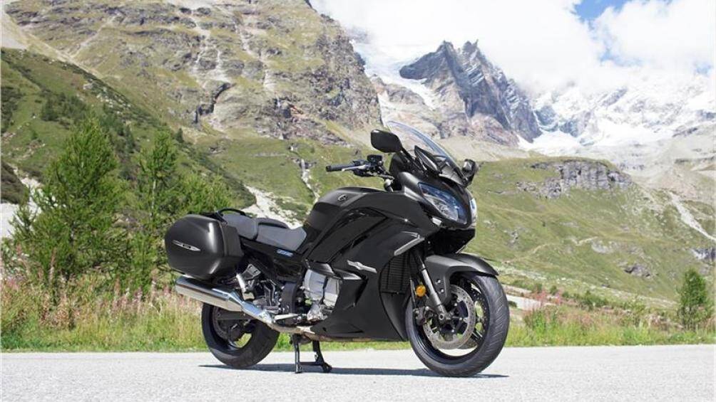 4. Yamaha FJR1300ES 2021