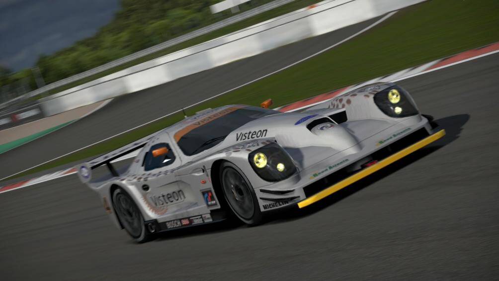 8. Panoz Esperante GTR-1