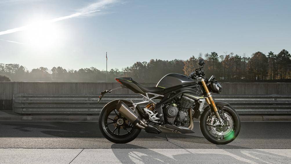 1. Triumph Speed Triple 1200 RS (giá: 20.700 USD)