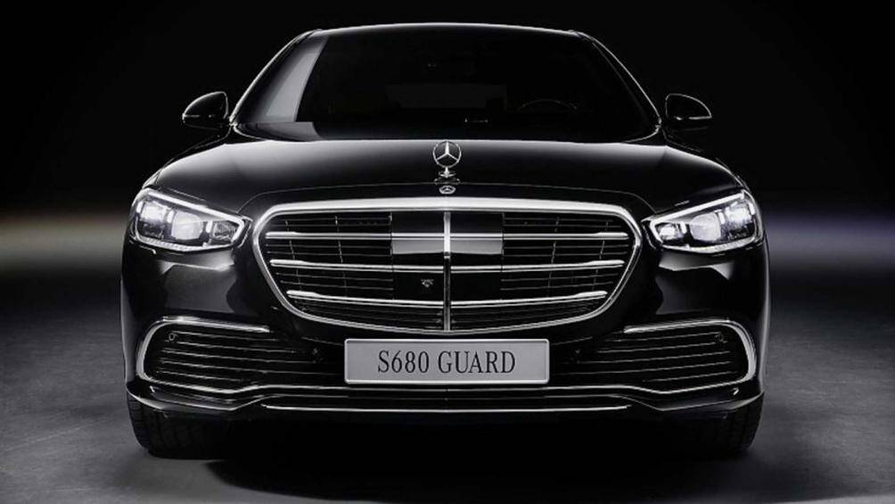 Ở bên ngoài, chiếc xe có diện mạo tổng thể tương tự những chiếc Mercedes-Benz S-Class thông thường, nhưng bên trong là hàng loạt các chi tiết an toàn độc đáo