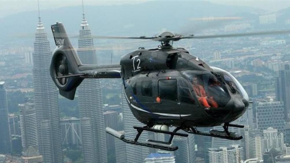 Mercedes-Benz Airbus H-145 được trang bị 2 động cơ Turbomeca Arriel 2E với công suất 900 mã lực. Nó có tầm hoạt động 640 km, tốc độ tối đa 240 km/h