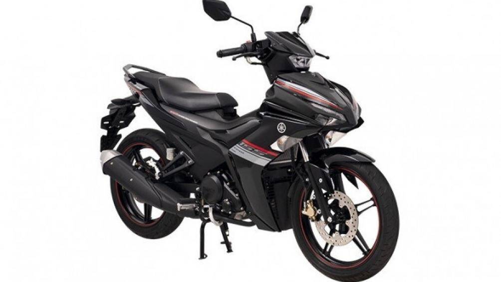 Tại Thái Lan, Exciter 155 chỉ được trang bị ổ khóa cơ truyền thống, heo thắng 1 piston phía trước giống hệt như phiên bản Tiêu chuẩn tại Việt Nam