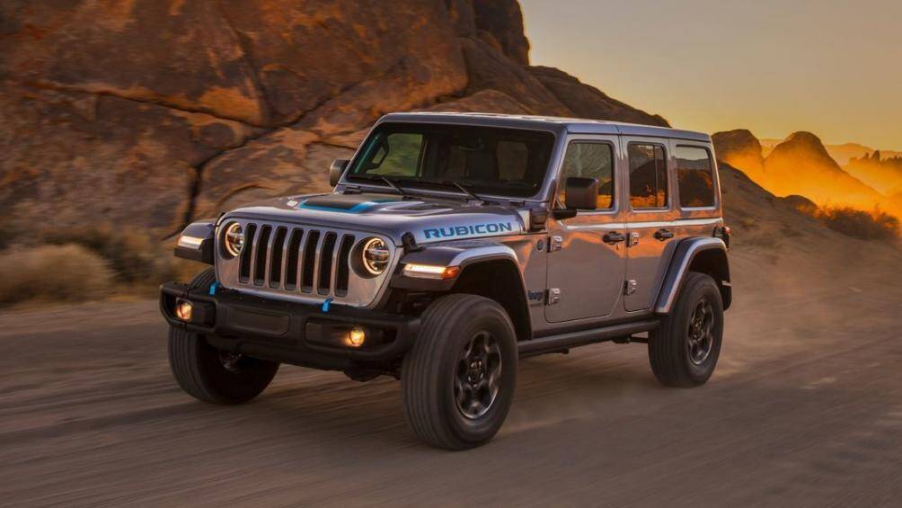 1. Jeep Wrangler 2021 (giá khởi điểm: 28.475 USD)