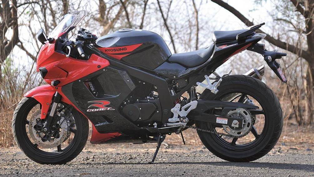 6. Hyosung GT250