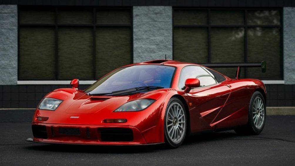 8. McLaren F1 (giá: 900.000 USD)