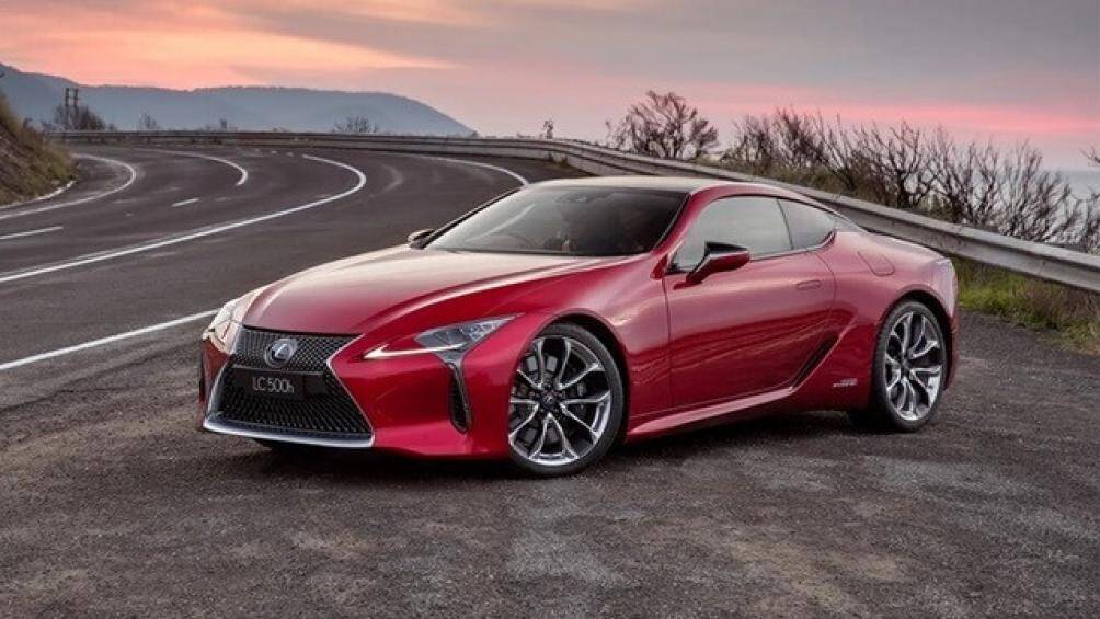 9. Lexus LC 500h (283 km/h)