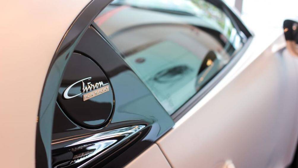 Để sở hữu siêu phẩm Bugatti Chiron Pur Sport tại Singapore, các đại gia sẽ phải chi ra số tiền quy đổi lên tới 260 tỷ đồng