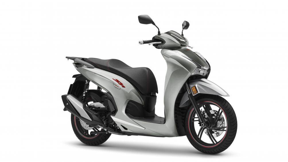 Ngày 25/8, Công ty Honda Việt Nam (HVN) chính thức ra mắt mẫu xe ga cao cấp hoàn toàn mới SH350i được sản xuất tại Việt Nam