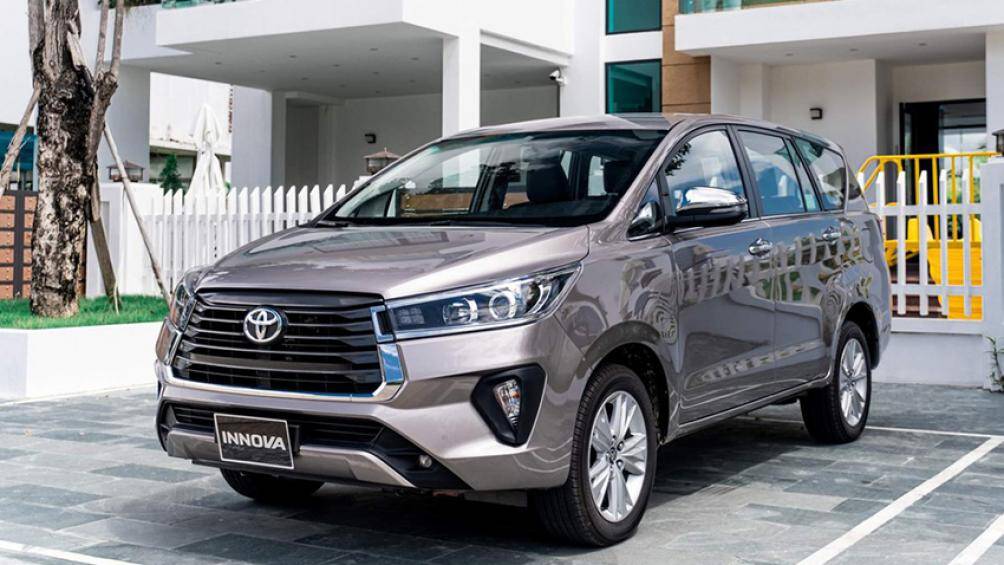 10. Toyota Innova (doanh số: 2.113 chiếc)