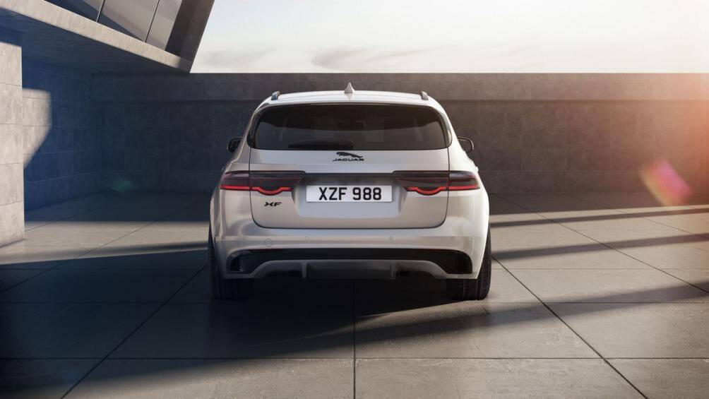 Khách hàng có thể đặt các mẫu xe với các tùy chọn, cấu hình và màu sắc nội, ngoại thất theo sở thích và cá tính riêng của khách hàng