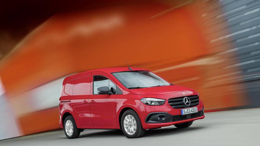 Citan được trang bị với các tùy chọn động cơ bốn xi-lanh với động cơ diesel 1,5 lít và động cơ xăng 1,3 lít