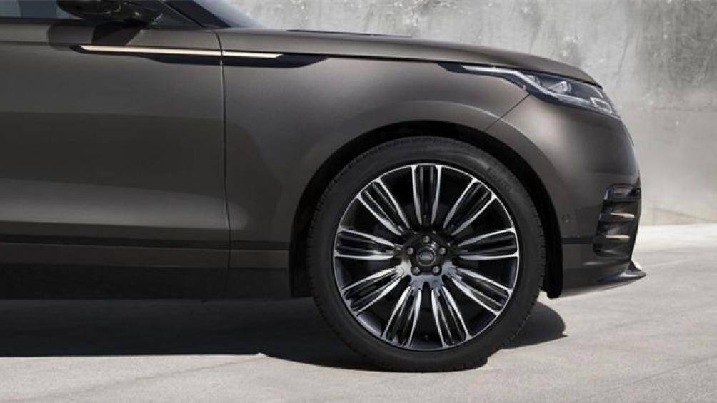 Ngoài ra, màu sơn đặc biệt này cũng cho phép khách hàng tùy biến màu sơn theo đúng sở thích của mình