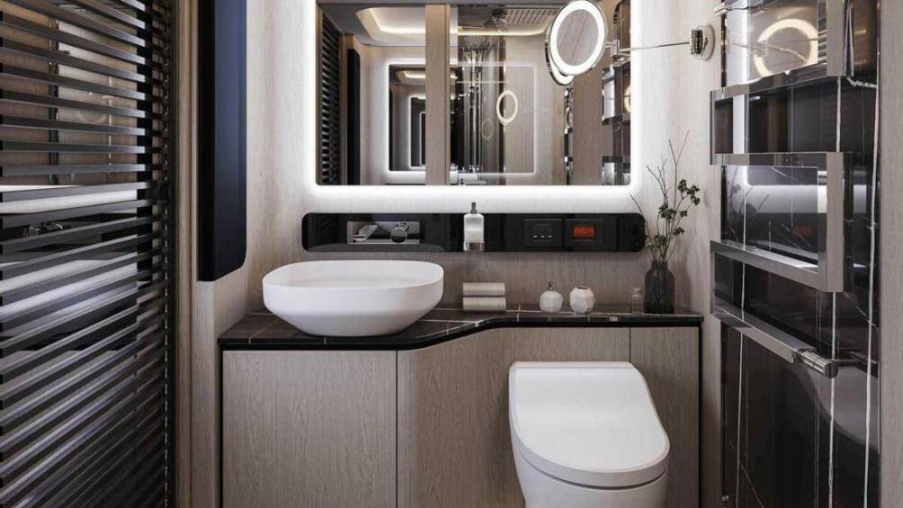 Ngoài ra Dembell Motorhome vẫn còn loạt danh sách tiện ích khác như bếp từ, lò nước, tủ lạnh, máy rửa chén, tivi, máy giặt sấy...