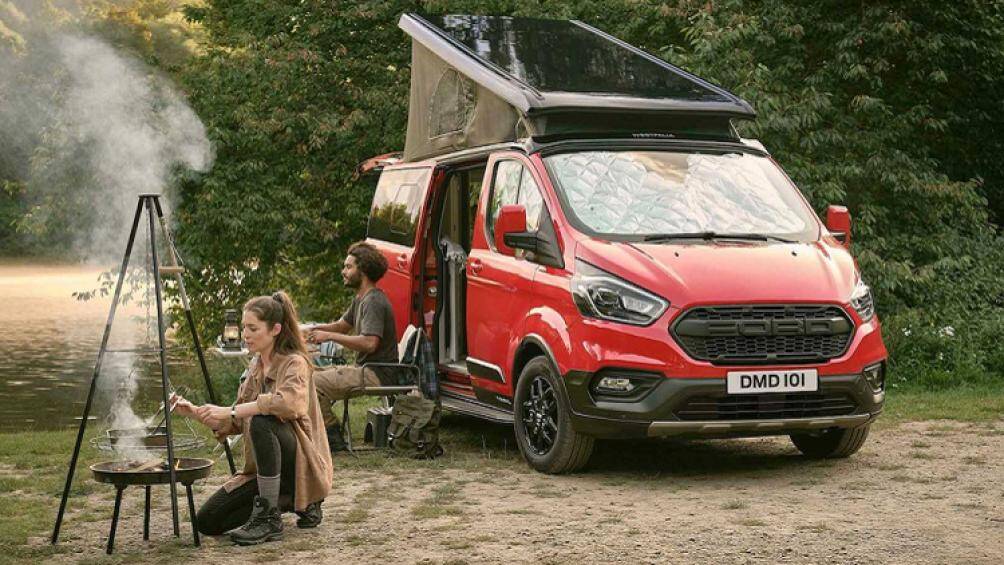 Phiên bản của mới Ford Transit 2021 có tên Nugget vừa ra mắt thị trường châu Âu được trang bị sẵn nội thất phục vụ cho những chuyến cắm trại