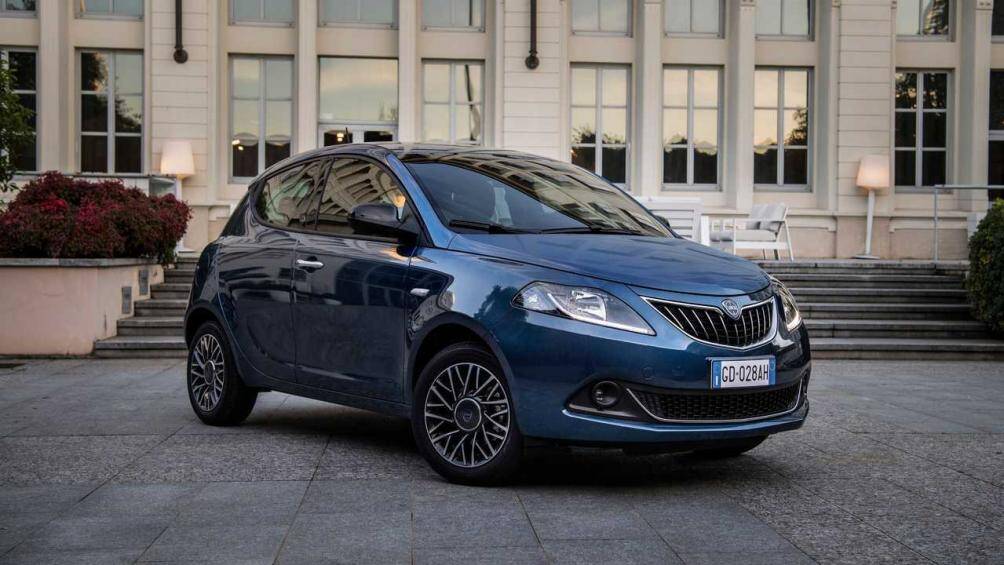 3. Lancia Ypsilon (doanh số: 2.066 chiếc)