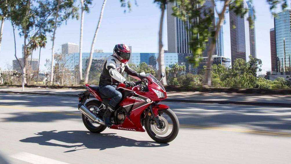 4. Honda CBR300R 2021