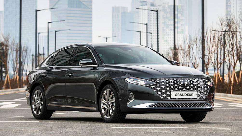 2. Hyundai Grandeur (doanh số: 58.077 chiếc, chiếm 5,5% thị phần)